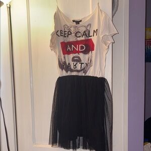 Forever 21 Graphic Dress - White and Black